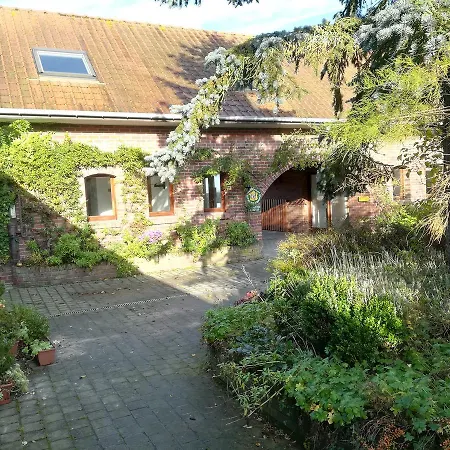 Pantgat Hof Bed & Breakfast Bollezeele